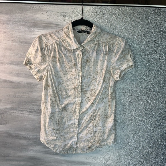 Hurley White and Black Floral Shirt - Picture 1 of 7